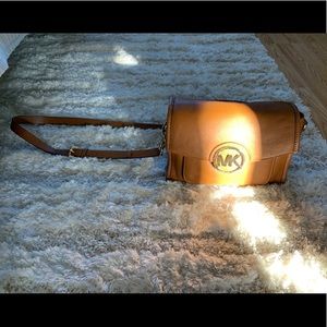 Michael Kors Crossbody Bag
